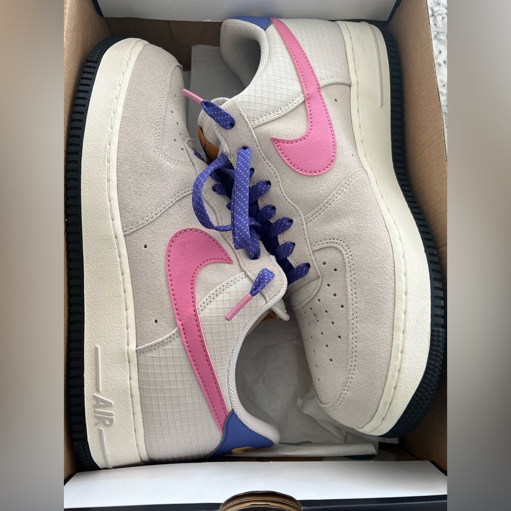 Nike Air Force 1 Brand New
